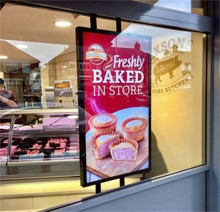 43inch Double-sided Shop Facing Windows LCD Display